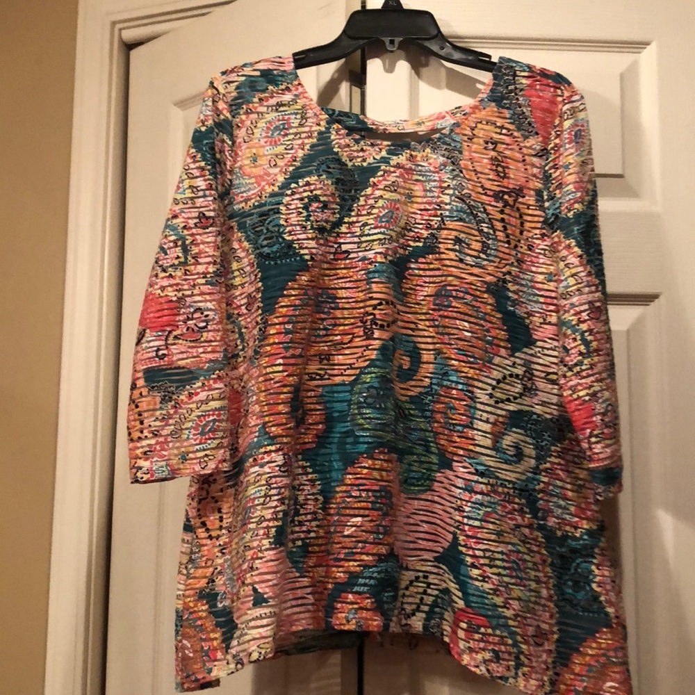 New Directions Petite Large 2 piece Shirt.